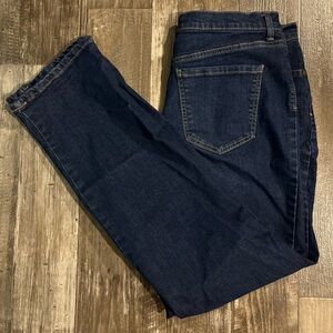 Gloria Vanderbilt Amanda Jeans - Size 14